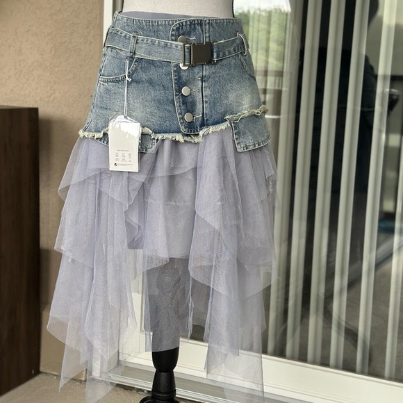 NWOT Chic Denim and Gray Layered Midi Skirt - Picture 7 of 12